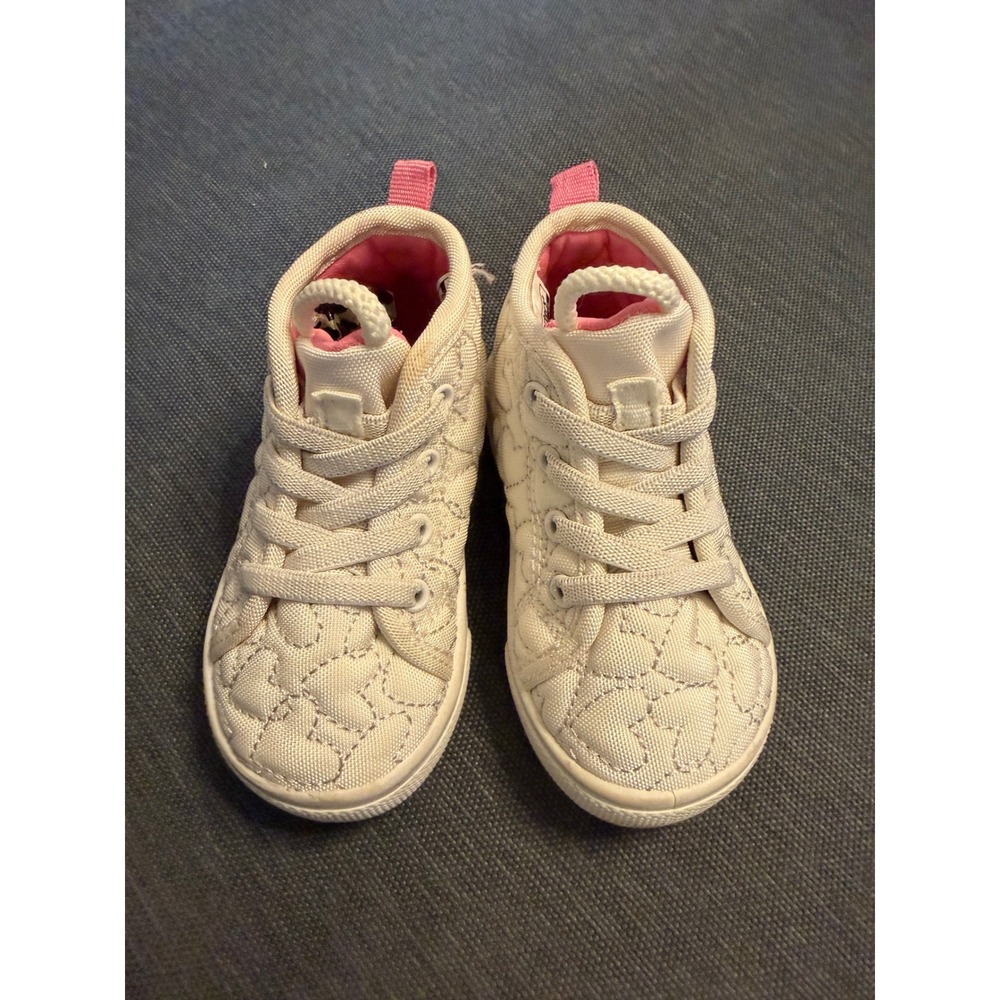 Carters Baby Girls Quilted Heart High Top Sneakers White Pink Size 5M CF22D12B‎